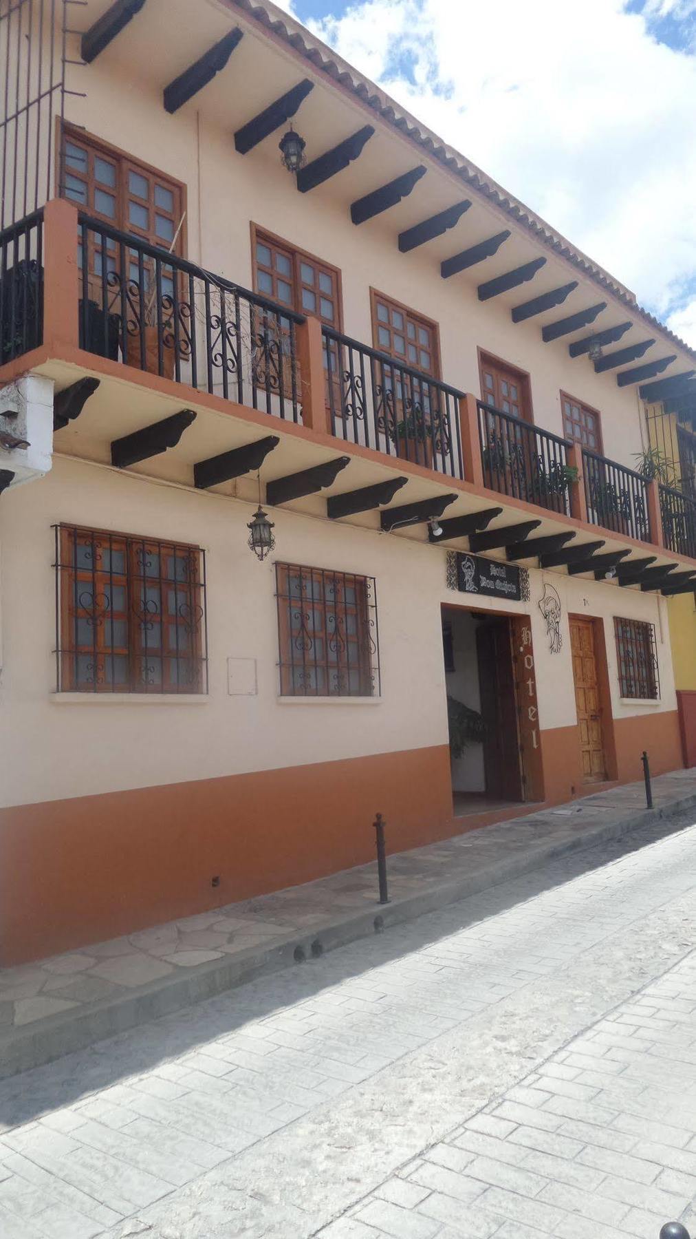 Hotel Don Quijote San Cristóbal de Las Casas Exterior foto